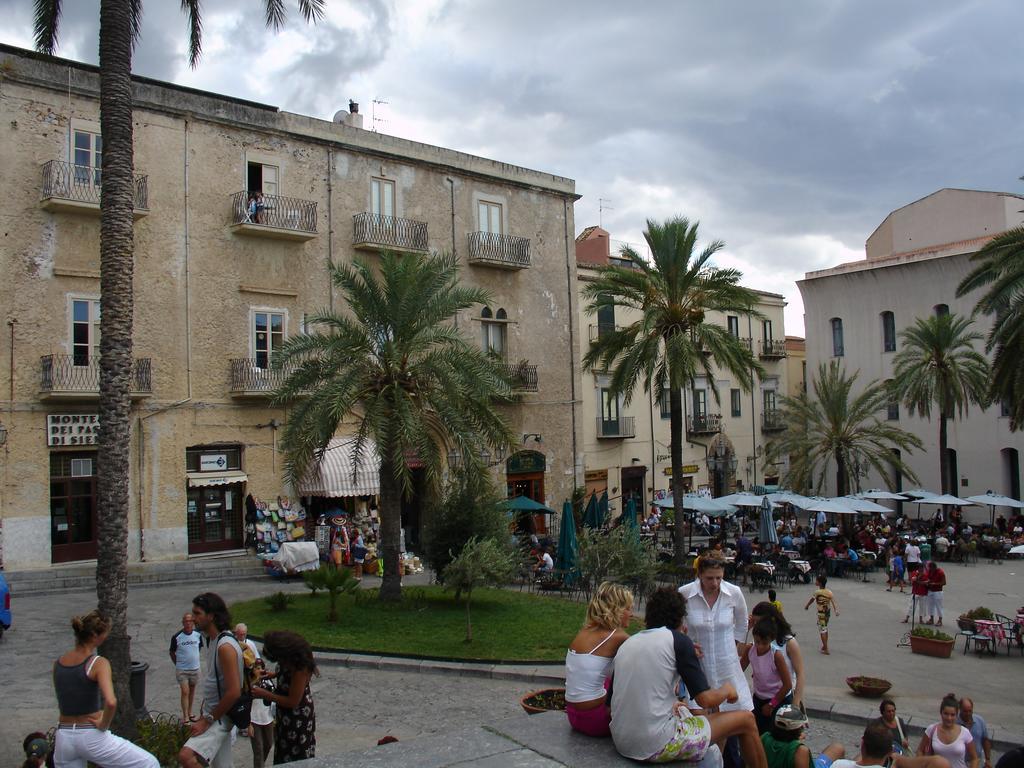 Penthouse Duomo Apartment Cefalu Room photo